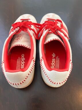 adidas Cream & Red Lace-Up Sneakers- Gazelle